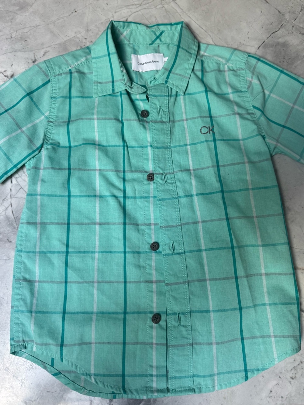 Calvin Klein Jeans Boys' Teal Plaid Short-Sleeve Button-Down Shirt size 5 EUC